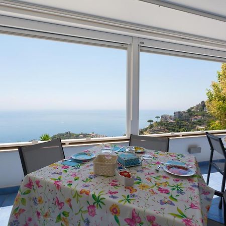 A Casa Di Nonna Marianna Bed & Breakfast ราเวลโล ภายนอก รูปภาพ