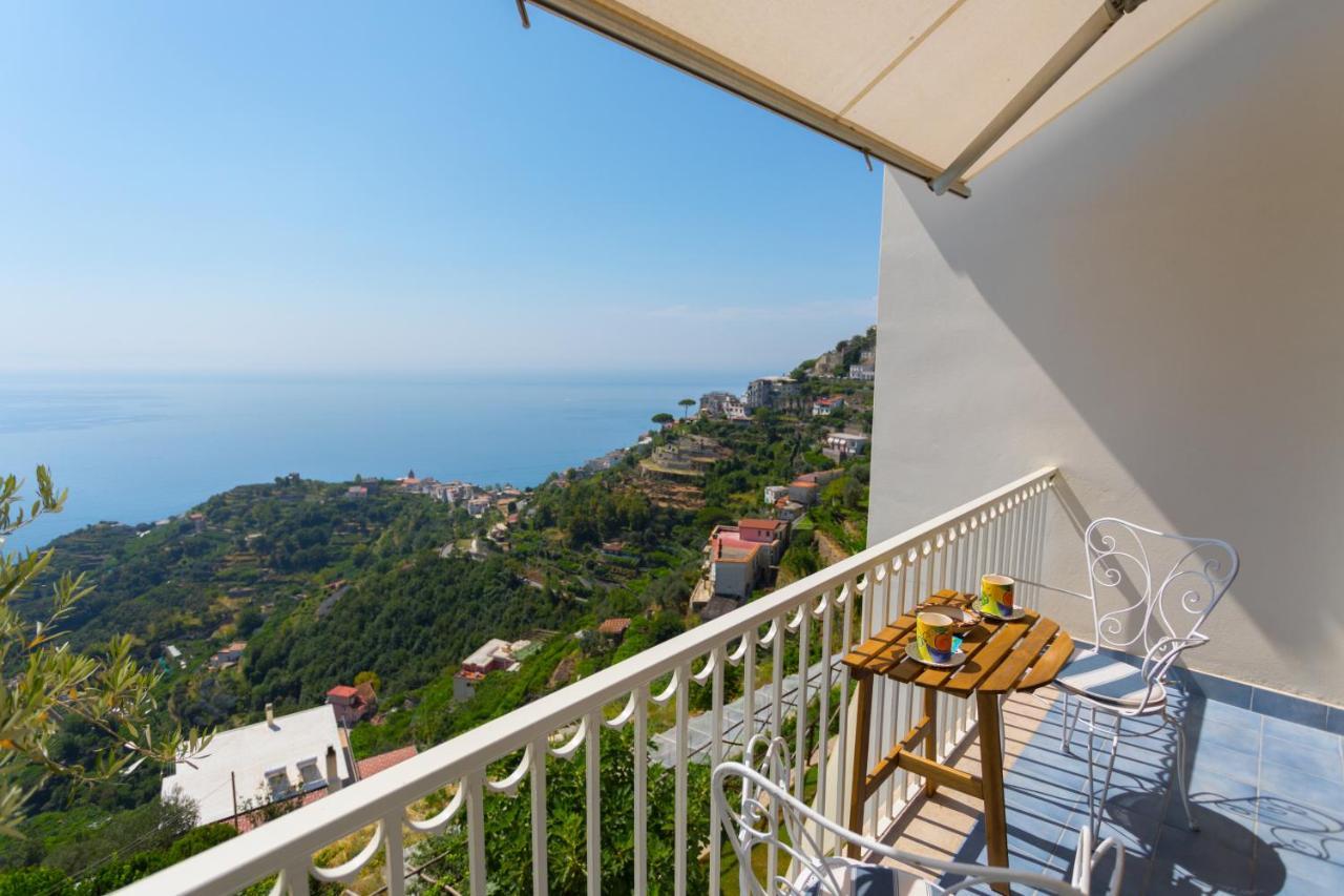 A Casa Di Nonna Marianna Bed & Breakfast ราเวลโล ภายนอก รูปภาพ