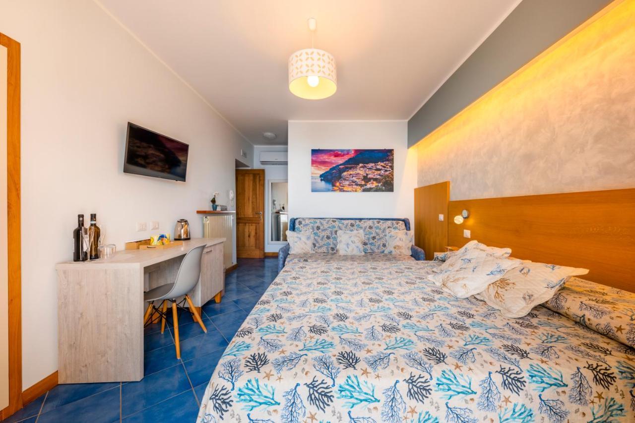 A Casa Di Nonna Marianna Bed & Breakfast ราเวลโล ภายนอก รูปภาพ