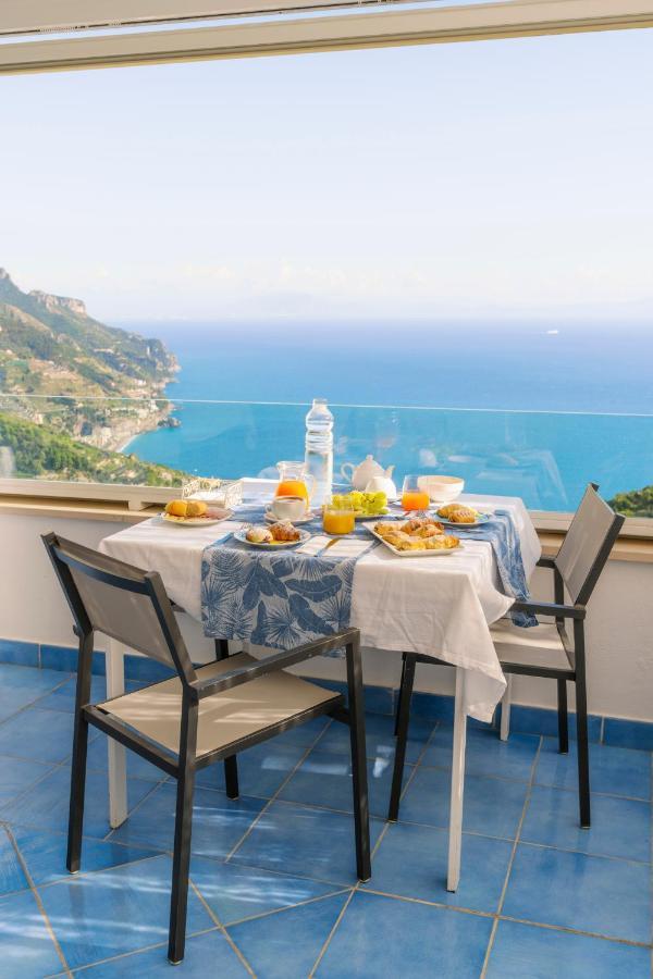 A Casa Di Nonna Marianna Bed & Breakfast ราเวลโล ภายนอก รูปภาพ