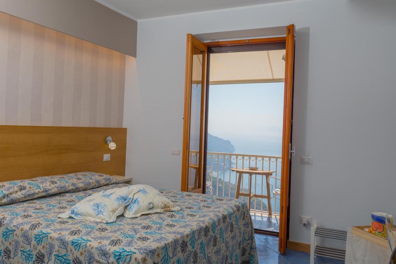 A Casa Di Nonna Marianna Bed & Breakfast ราเวลโล ภายนอก รูปภาพ